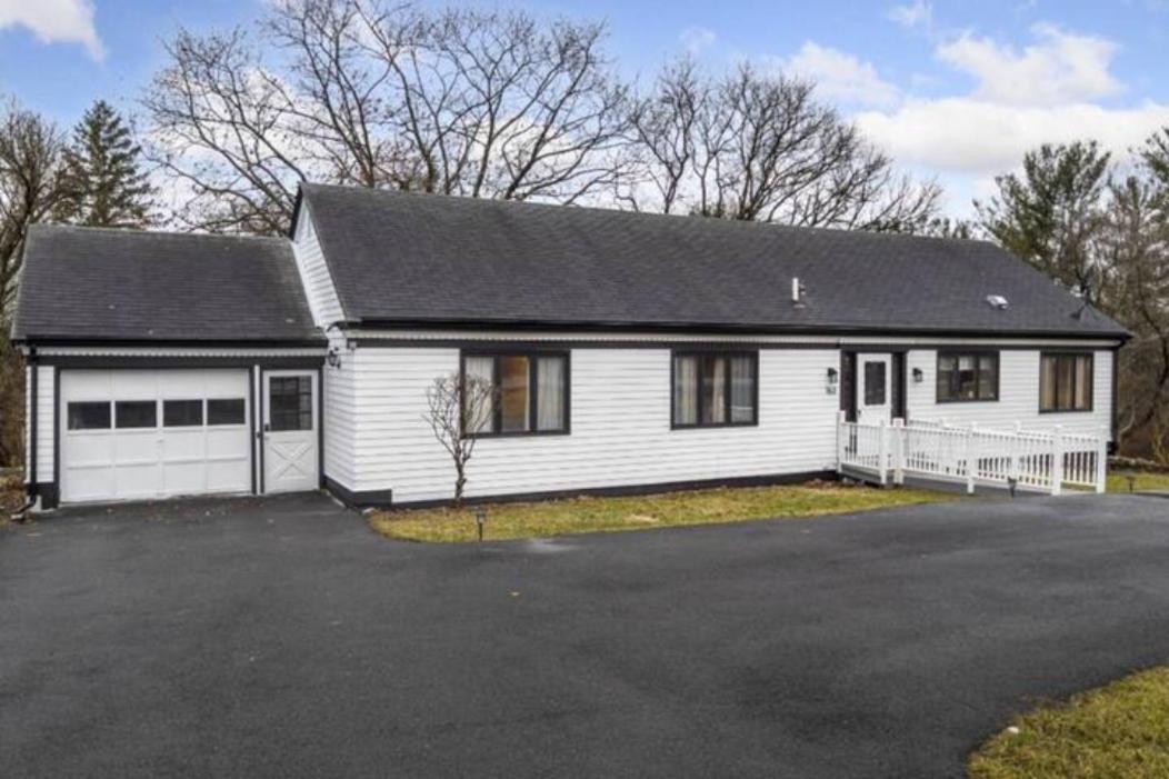 Cayuga Bungalow On Lake—Sleeps 13—Outdoor Firepit Lansing Eksteriør billede