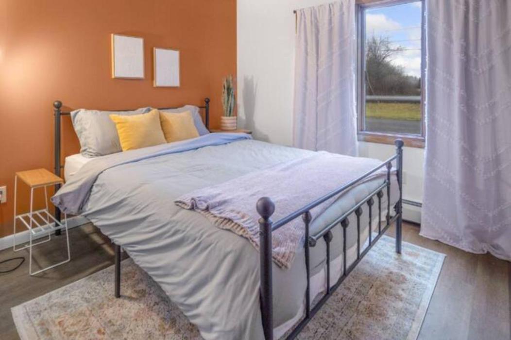 Cayuga Bungalow On Lake—Sleeps 13—Outdoor Firepit Lansing Eksteriør billede