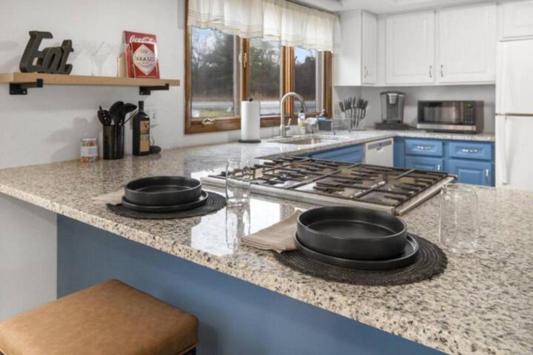 Cayuga Bungalow On Lake—Sleeps 13—Outdoor Firepit Lansing Eksteriør billede