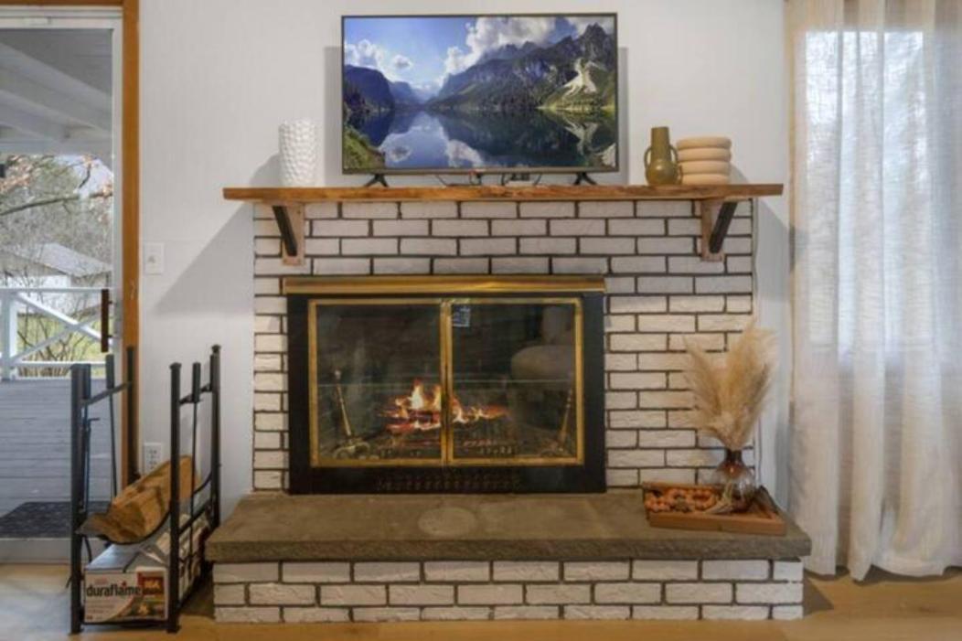 Cayuga Bungalow On Lake—Sleeps 13—Outdoor Firepit Lansing Eksteriør billede